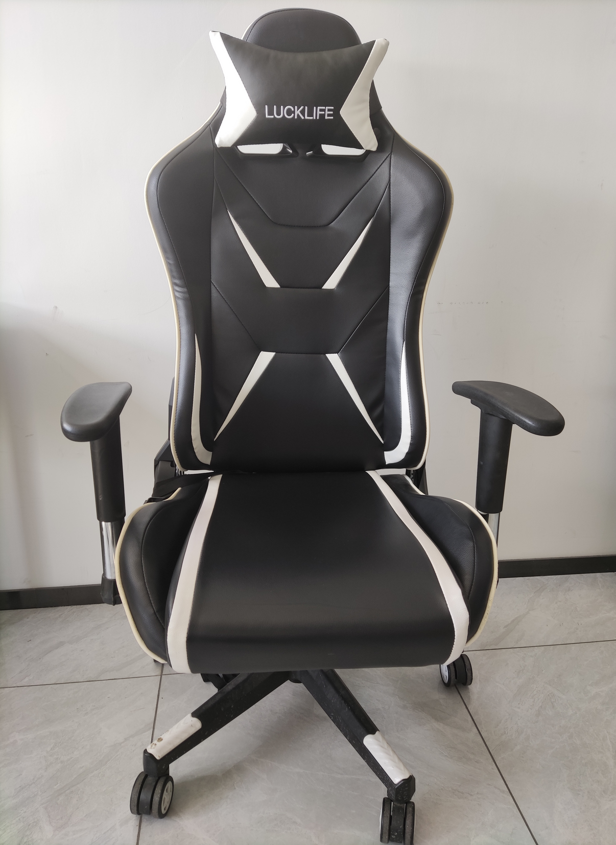 Lucklife Gaming Chair - GTRACING